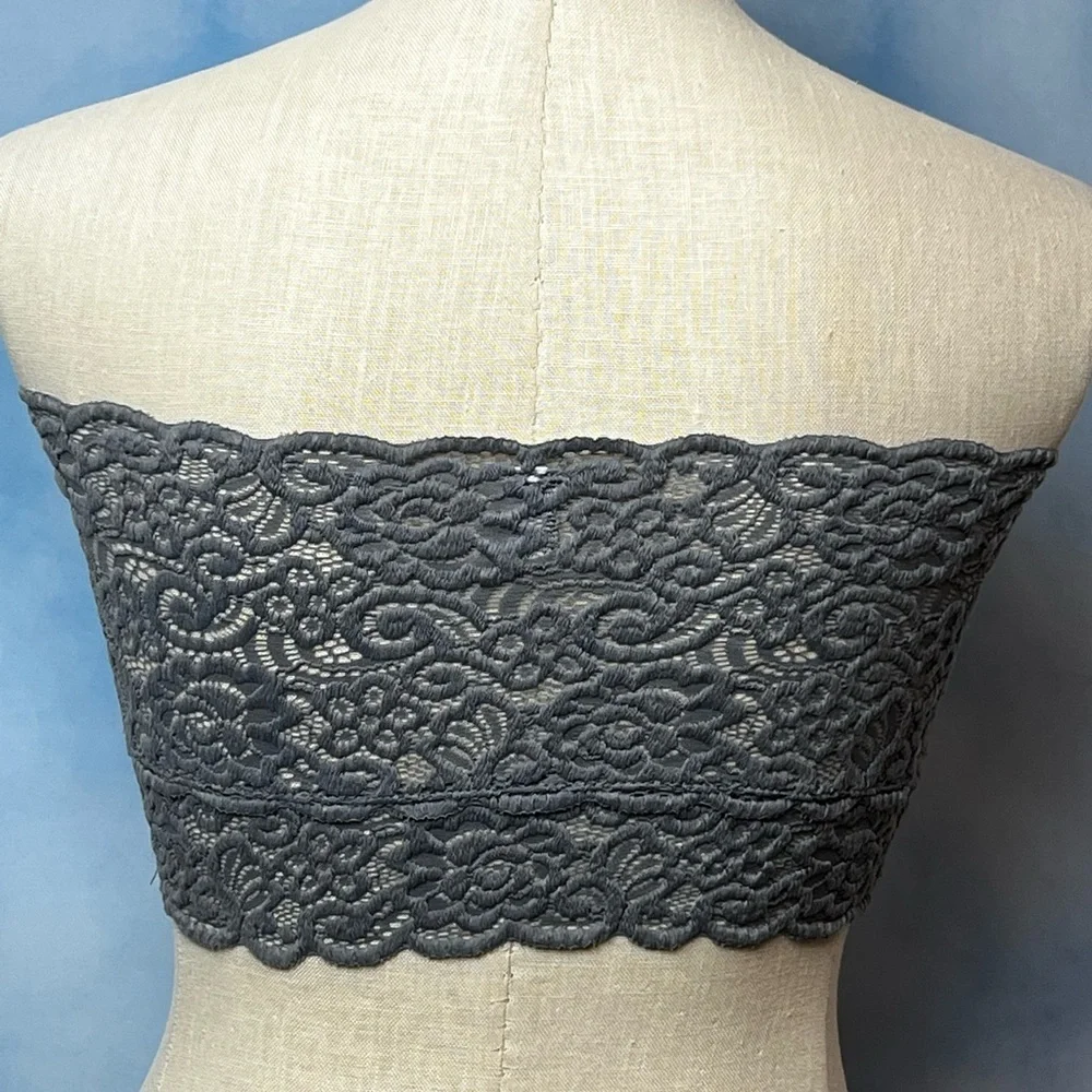 Strapless Bralette beautiful lace Size Small - Picture 6 of 6